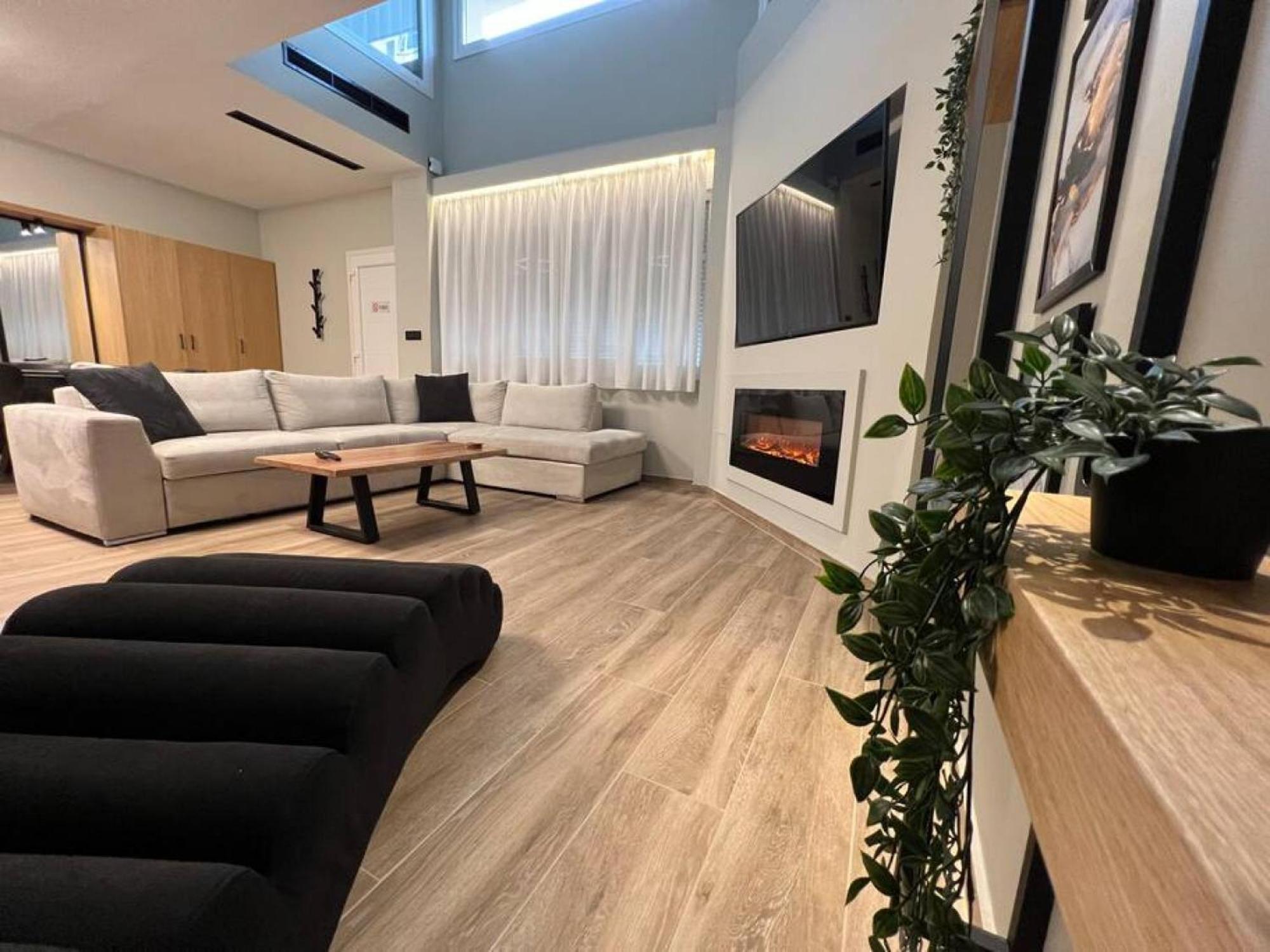 Luxurious Maisonette In Янина Экстерьер фото